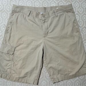 Columbia Khaki Cargo Shorts